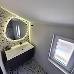 شقة Sky Cube زادار
