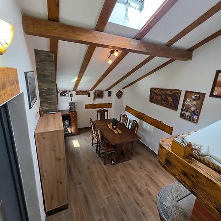 דירה Sky Cube זאדאר