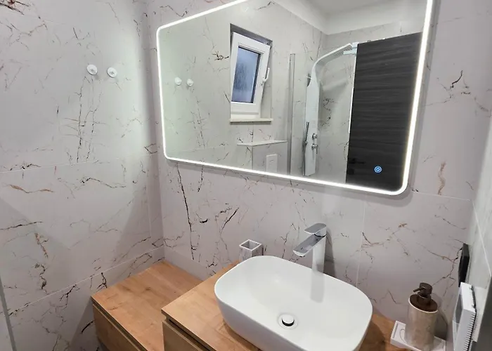 Sky Cube Apartment *